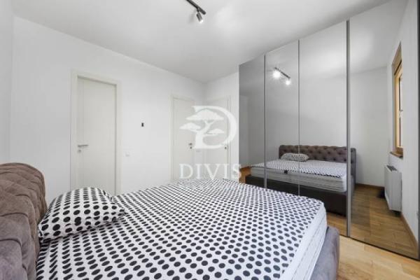 Slika 10 - Branka Krsmanovića, Četvorosoban stan na prodaju, 118m2, 470.000€
